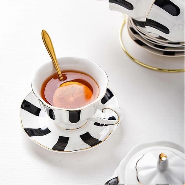 1 Set Exquisite Coffee Cup with Saucer Set Ceramic Coffee Cup European Style Mug