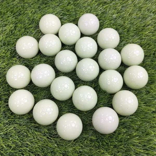 5 st självlysande golfbollar för nattspel