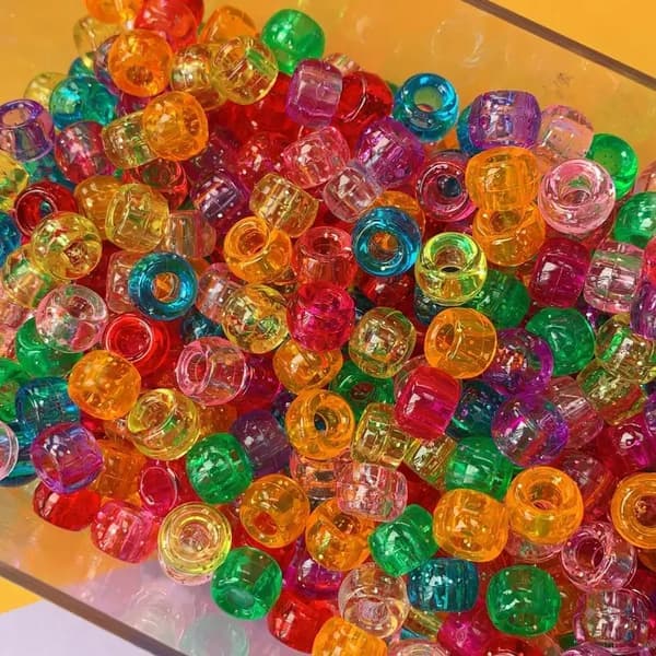 Glitrende perler til børn til smykkedesign, perlebroderi og collage (800 stykker), assorterede