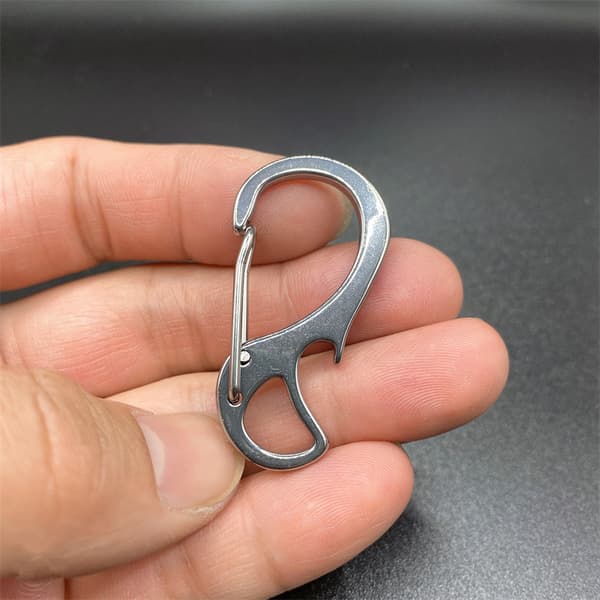 Multifunctional Stainless Steel Keychain, Backpack Hook, Carabiner, Bottle Opener. Durable, Scratch-Resistant, Rust-Resistant