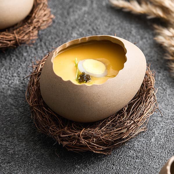 Eggshell Ceramic Bowl with Stand - Ostrich Egg Shaped Dessert Bowl - Creative Tableware for Yogurt and Snacks