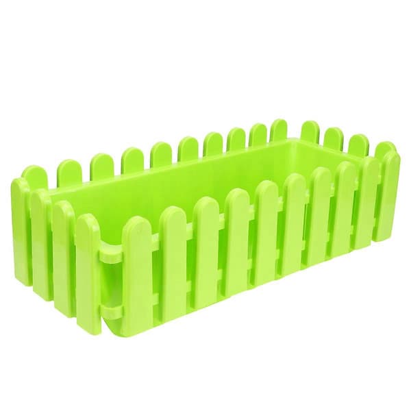 Grønne planter potteplanter saftig plantepotte rektangulær plastgjerde blomsterpotter