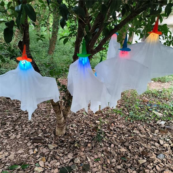 3 Hanging Ghost Decorations 70 x 65 cm, Halloween White Ghosts with Hats for Haunted House Graveyard Scene
