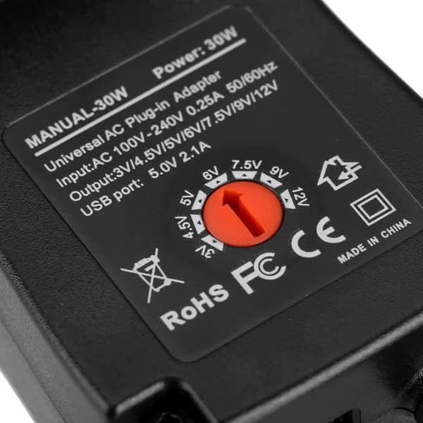 30W AC/DC Strømforsyningsadapter Transformatoromformer 6 Uttak 30W LED Elektronikk 3V til 12V