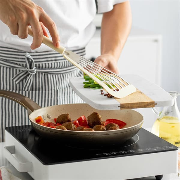 Beige Fish Spatula, Silicone Edged Spatula for Kitchen
