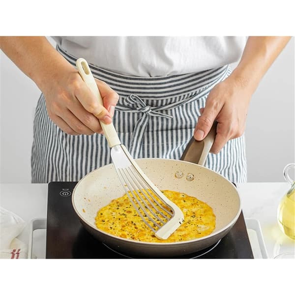 Beige Fish Spatula, Silicone Edged Spatula for Kitchen