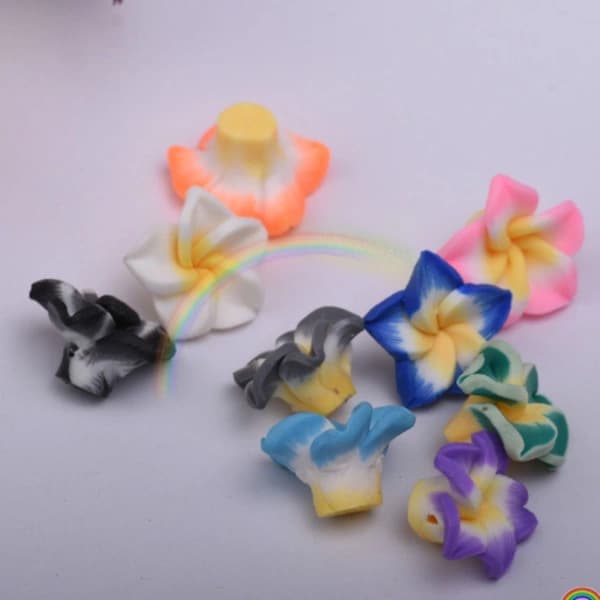 100 st Polymer Clay Flower Beads Plumeria Spacer Beads