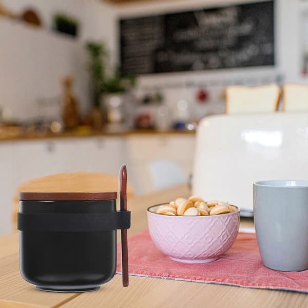 Ceramic Spice Storage Container Kitchen Spice Jar With Spoon And Lid Food Grade Ceramic Spice Jar