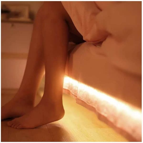 Motion Sensor LED Strip, 1M Rechargeable Wardrobe Light, LED Motion Sensor for Wardrobe/Shelf/Entrance/Garage/(1M)