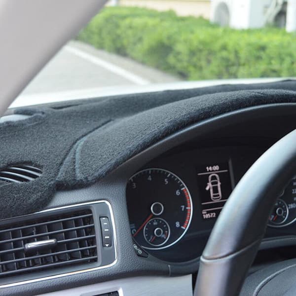 Dashborddeksel Anti-UV Dashmat Matte Pad Solskjermingsmatte for 2013 2014 2015 2016 2017