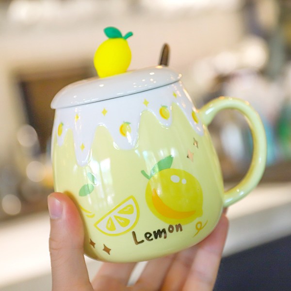 Høj skønhedskrus med låg ske krus kvindelig studerende koreansk version dejlig ins kaffekrus husholdnings keramisk morgenmadskrus (citronkrus)