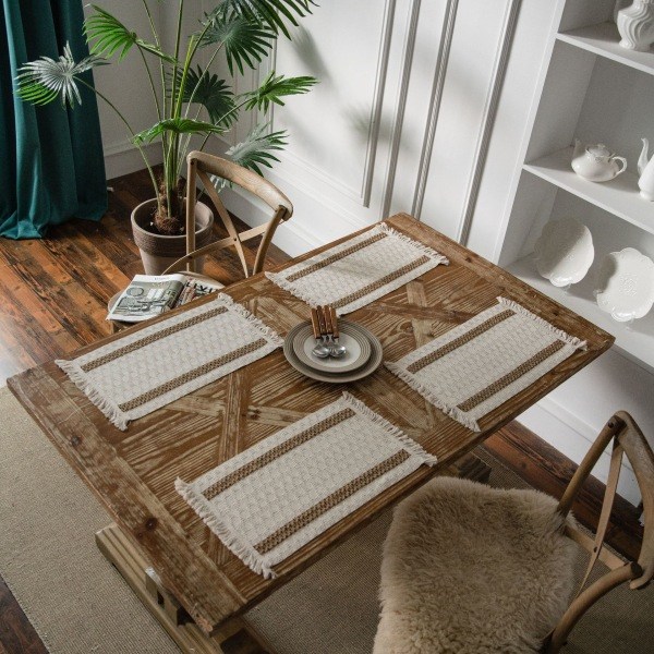Handvirkad spets rektangulär duk 30*50cm beige