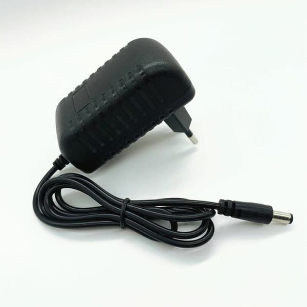 Adaptere, transformatorer, strømforsyning EU-plugg 12V, 2A maks, for LED-strips, 5050, 3528, RGB, varmhvit, kaldhvit?