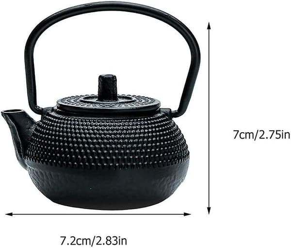 Støpejernstekanne med sil
