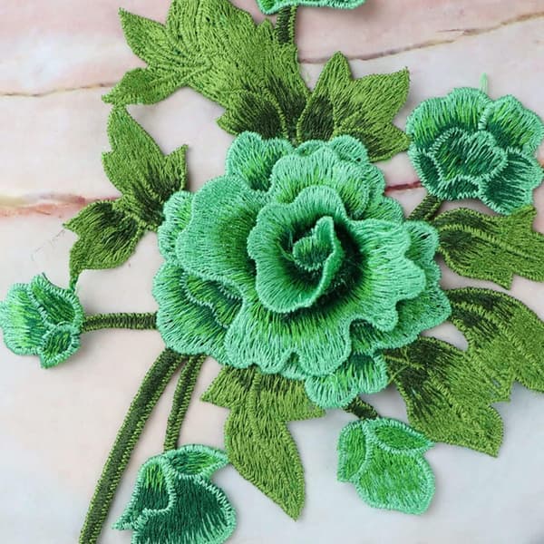 24 stk broderede lapper roser blomster strygejernslapper applikationer
