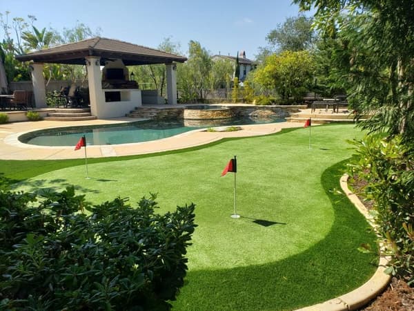 Golfhull Puttingkopper - Sett med 2, ABS elfenben, størrelse 4\" dyp, hullstørrelse 17mm-FX-