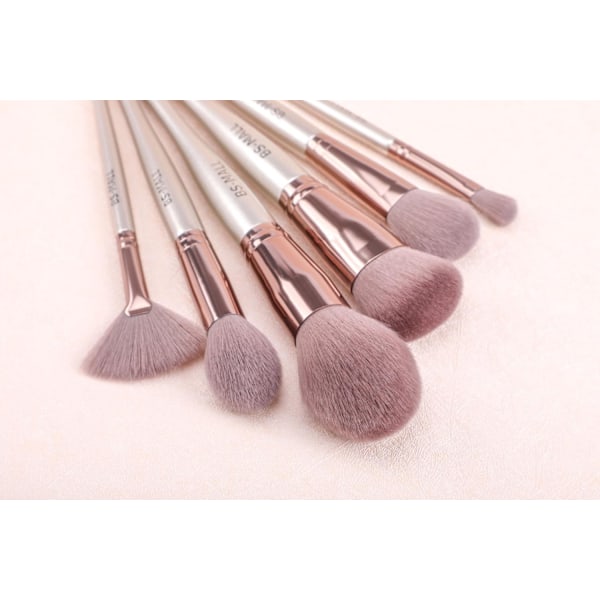 BS30 - BS-MALL 12 st. exklusiva Make-up / sminkborstar av Bästa Kvalité