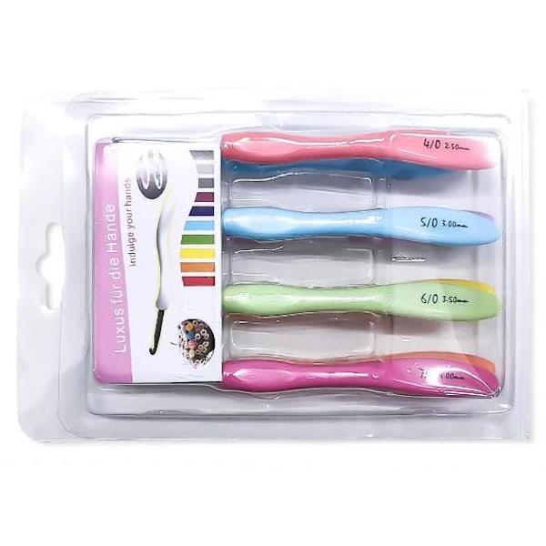 N025 - Set med 8 st. ergonomiska virknålar multifärg one size
