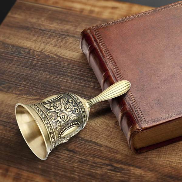 Klocka, Klassisk Hög Ringklocka i Zinklegering, Traditionell Hand