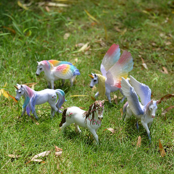 Hästfigurer (Harts) Set med 7 figurer i olika stilar