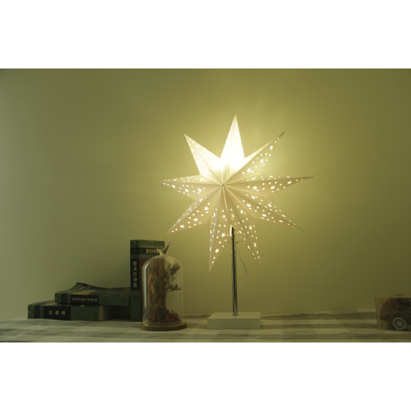 Julstjärna bordslampa av Star Trading, 3D-pappersjulstjärna