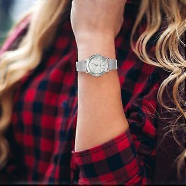 Stilren Klocka i Rostfritt Stål Mode Quartz Klocka Justerbar Klocka Casual Diamant Armbandsur för Kvinnor Män (Silver)