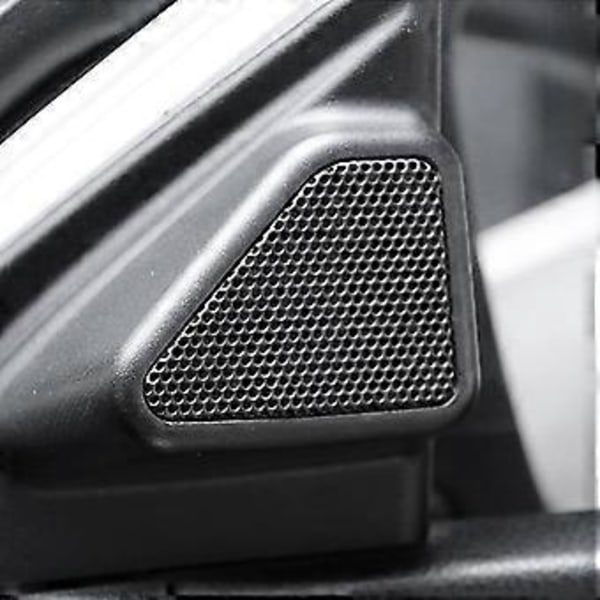 Auton oven paneelin äänentoiston sarven peite diskanttikaiutin kolmion muotoinen kaiuttimen peite trimmi vuodelle 2014-2018