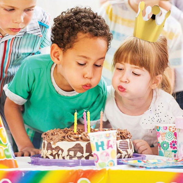 22 stk. fødselsdagsfest hatte til børn, Happy Birthday Crown Hat og farverige festkeglehatte med pompo