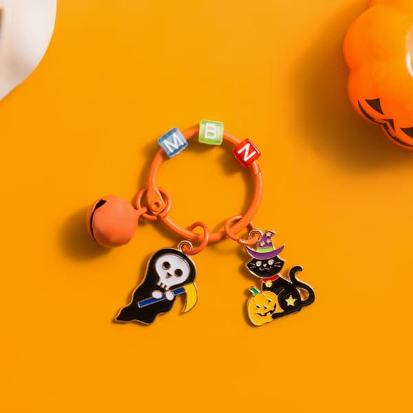 Halloween-aave, peikko ja kurpitsanoitahattuavainnippu - A