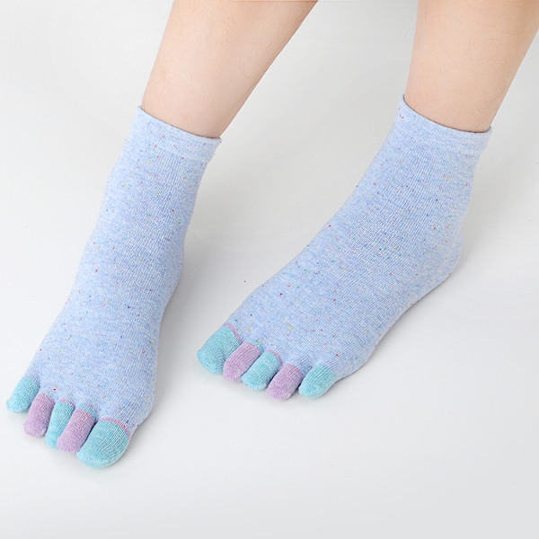 Blå korta 5-fingersockar med flerfärgade bomullstå, för kvinnor