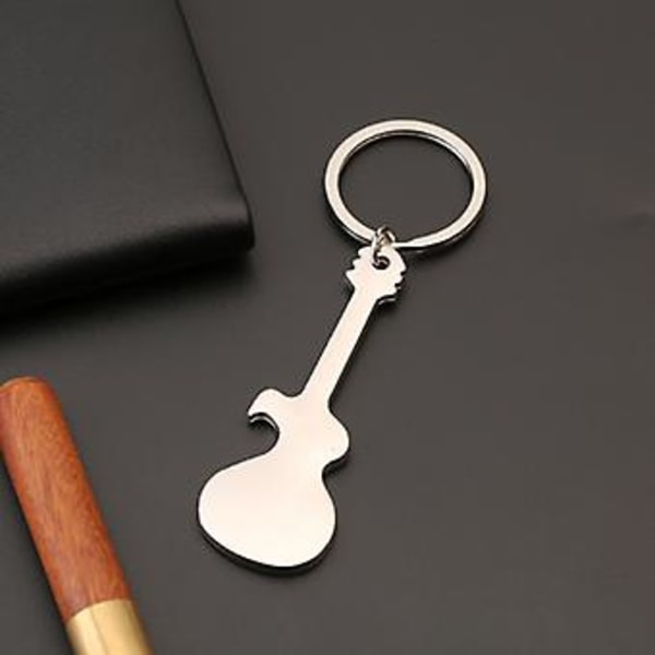 Bröllopsfest Favoritgåvor Haj/Gitarr Stil Metall Ölnyckel Flasköppnare Kökstillbehör För Gäster Bilväska Ornament