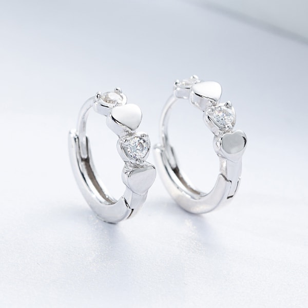 Hjärtformade Cubic Zirconia Kuddfodral Små Högörhängen Kvinnor Gi
