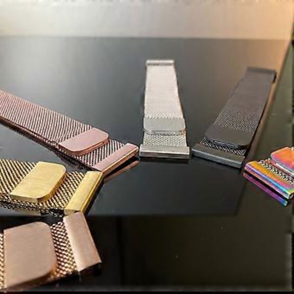 Urremme i rustfritt stålnett med justerbar spenne, pustende minimalistisk urrem for menn og kvinner (20 mm svart)