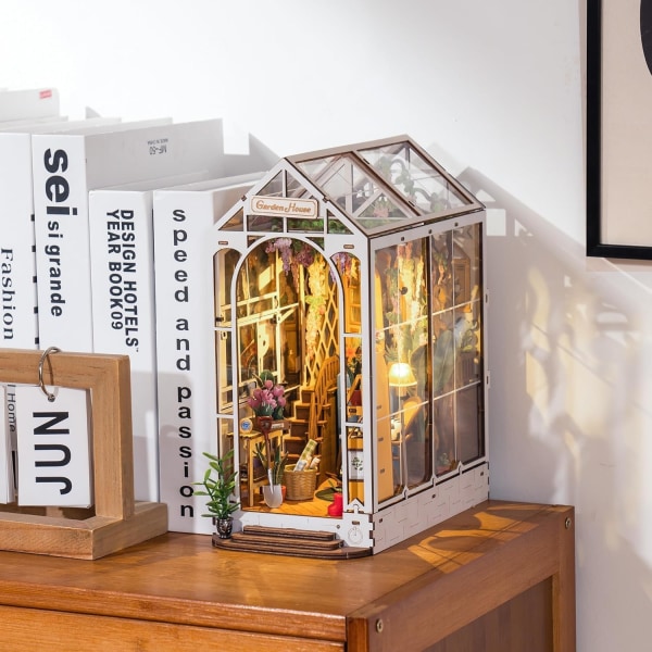 Dockhus i trä, DIY-miniatyr, pusselhusmodell med LED-lampor, hus, bokhylla, Hol
