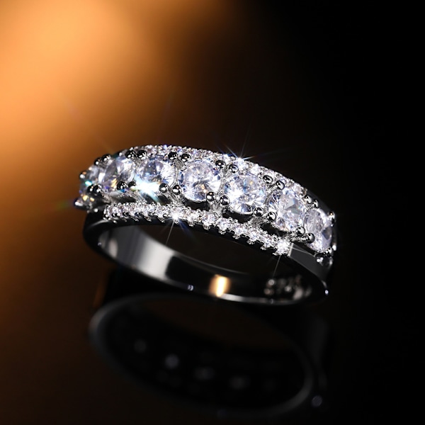Mode Elegant Full Diamant Minnesring Kvinna Förlovning