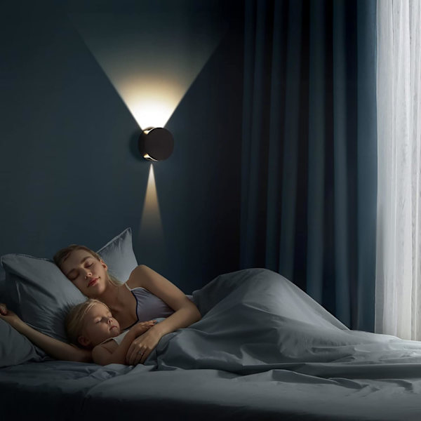 Vegglampe innendørs, varmt lys, svart LED-vegglampe justerbar