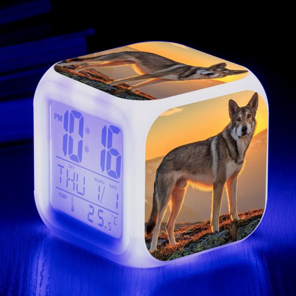 Animal Wolf Digital väckarklocka（C）, Colorful Lights Alarm Clock S