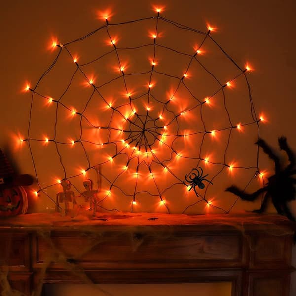 Halloween edderkoppespind dekoration med plys lys - Cobweb Decora