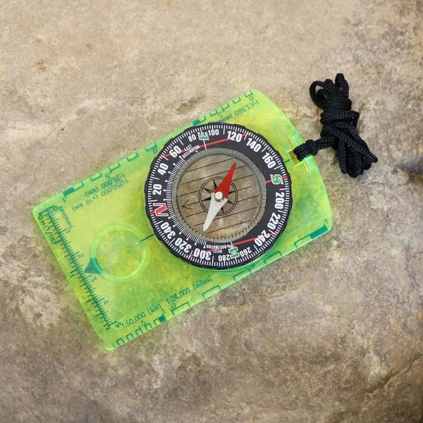 Orienteringsgrön akrylkompass för navigering och vandring