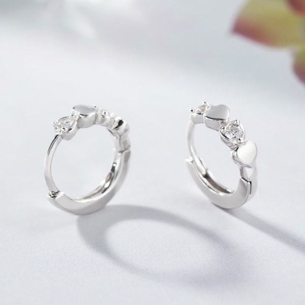 Hjärtformade Cubic Zirconia Kuddfodral Små Högörhängen Kvinnor Gi