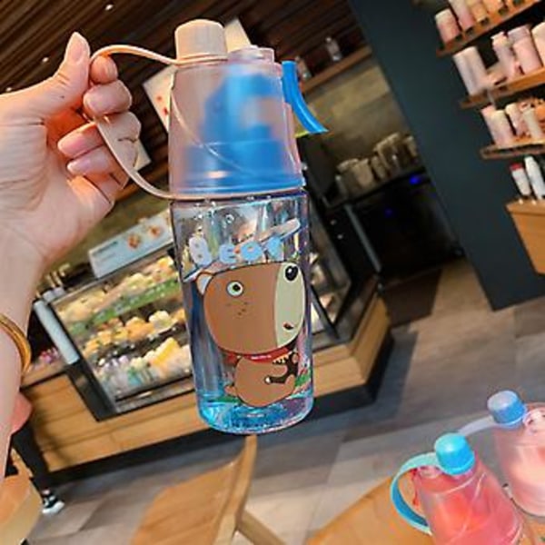 JUSCH Ny kreativ spraykopp utomhus bärbar sportvattenkopp kylande sommar barns bärbar plastsprayvattenkopp dinosaurie 600ml färgbox (WZ1