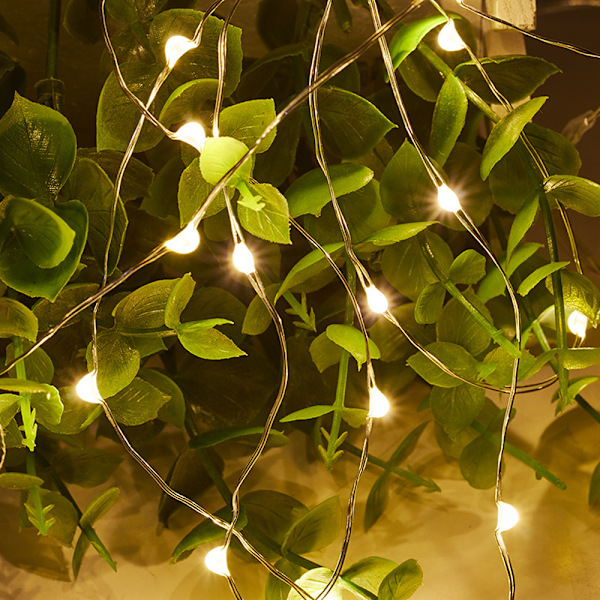 Paristokäyttöiset LED-valosarjat [4 kpl], valosarjat ol