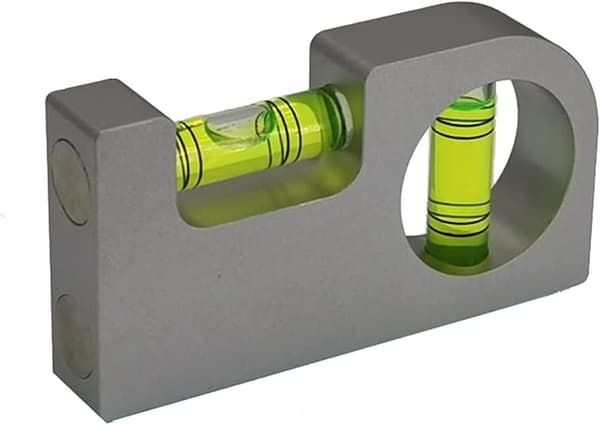 Med solid aluminiumlegering Mini magnetisk nivålinjal (85 x 45 x 15 mm), grön, silver