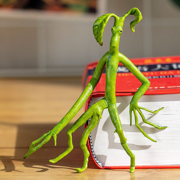 Böjlig Bowtruckle Träalven skyddar trädet och tråden d