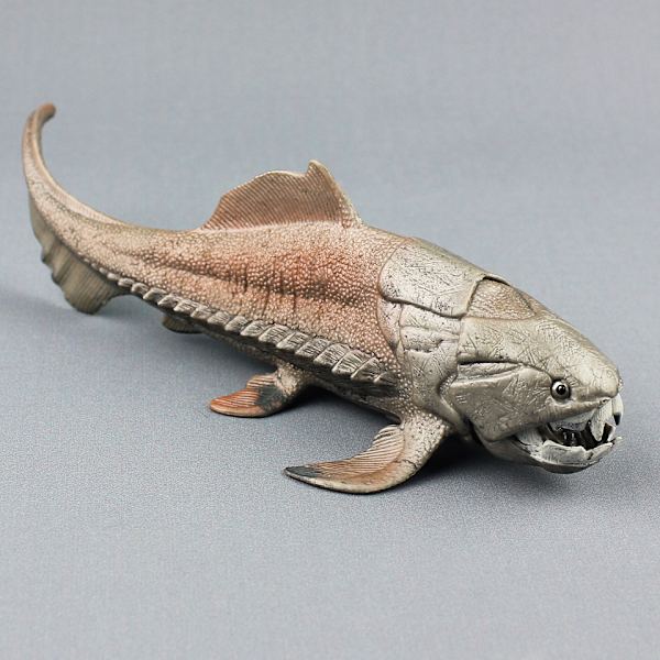 Dunkleosteus-dinosaurusfiguuri, monivärinen