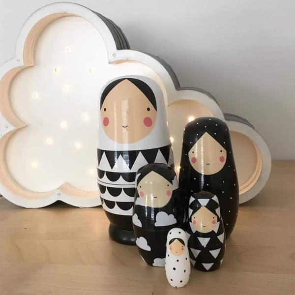 5 lager träryssdockor Matryoshka ryska dockor Matryoshka