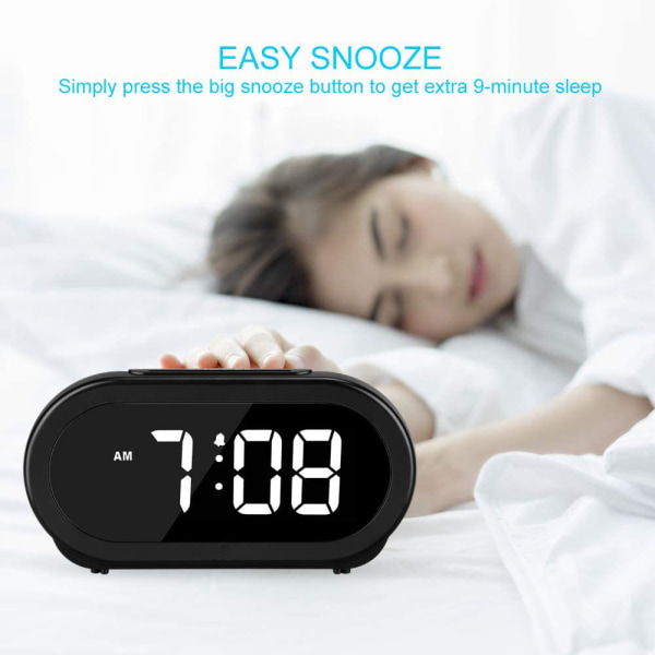 Liten LED-väckarklocka med snooze, enkel att ställa in, full range