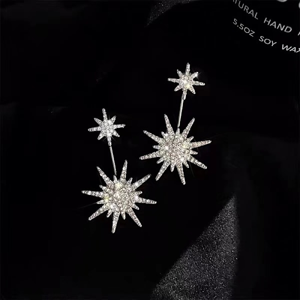 Snö-örhängen med kubisk zirkonia, hexagonformad stjärna, hängande bakom örat