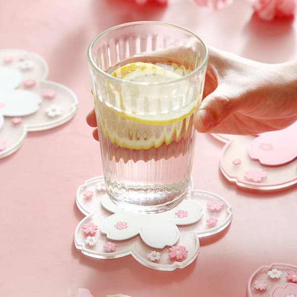 SAKURA WHITE Diameter 11,5, 16, 19cm underlag 3stk PVC blød