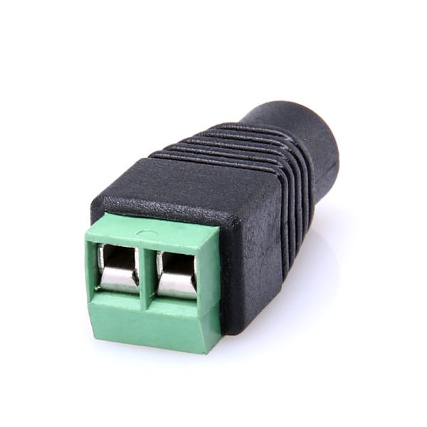 4 kpl 5,5 mm 2,1 mm DC-uros- ja naarasliitin 12 V:n virtalähdeliitin